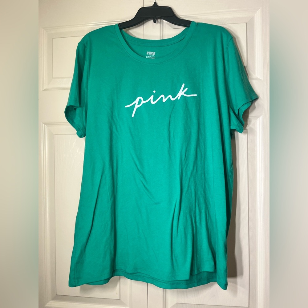 Pink Victoria’s‎ Secret Women’s Green Everyday Logo Tee Size XXL